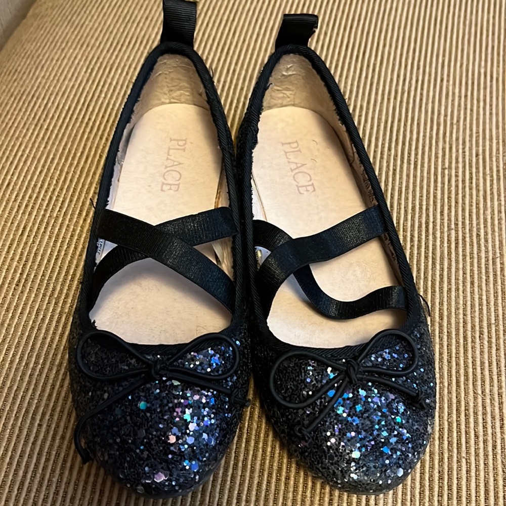 Girls 12 black glitter ballet dress shoe